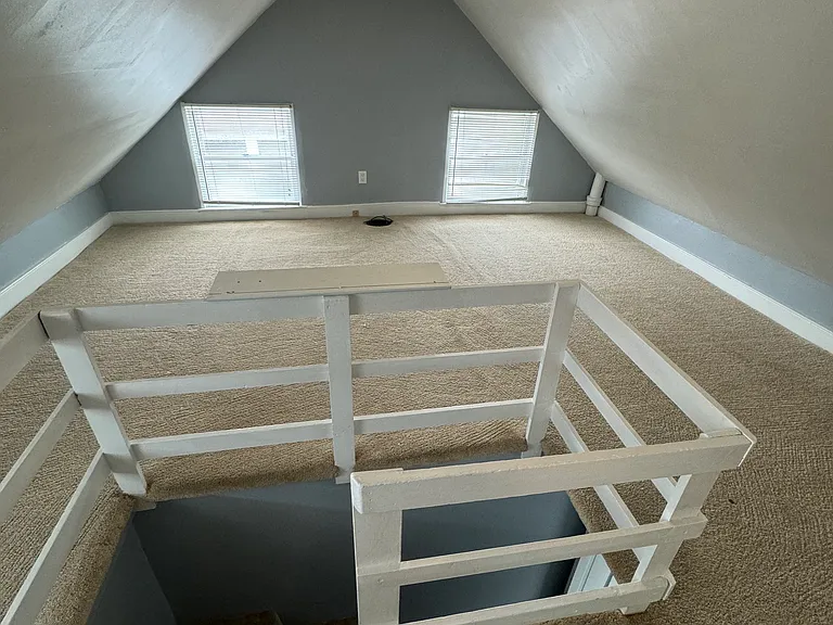 813 E Glenside Ave — Photo 13