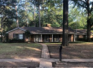 601 Millicent Way, Shreveport, LA 71106