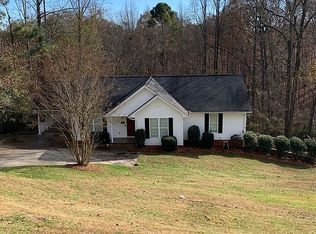 6106 River Run Cir, Gainesville, GA 30506