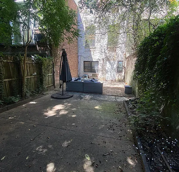 234 E 32nd St #1A — Photo 23