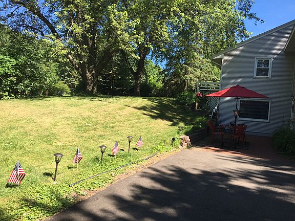3rd image of 4060 Glacier Ln N