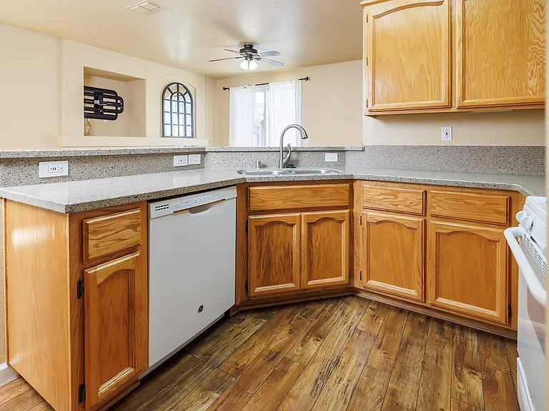 5517 Laguna Crest Way — Photo 3