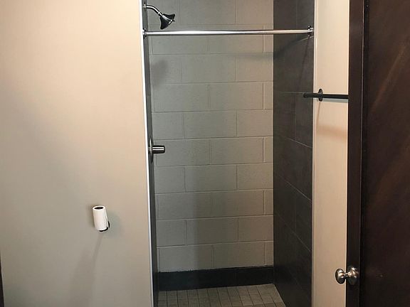 4th image of 404 N 6th St #11
