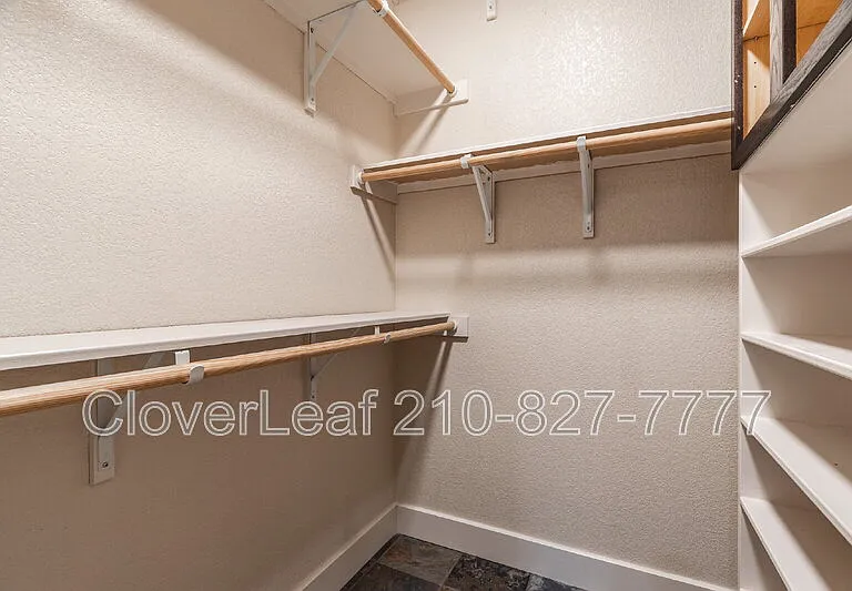 1025 Flaming Oak Dr — Photo 28