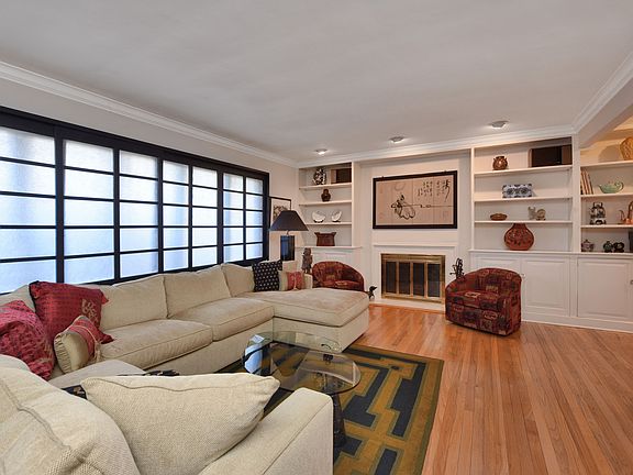 5th image of 56 Voorhis Ave