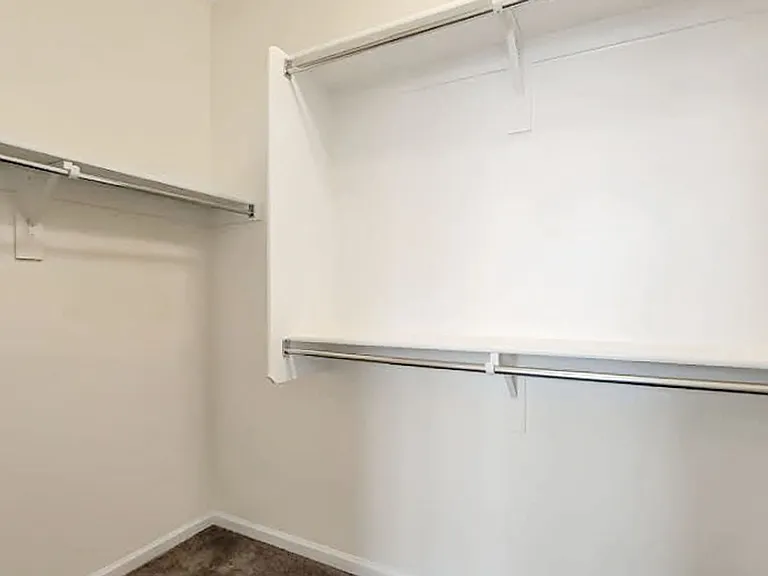 15733 W Polk St — Photo 26