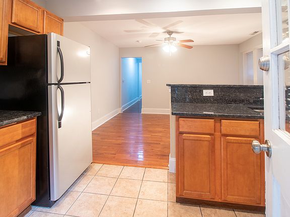 4th image of 805 N 21st St APT A
