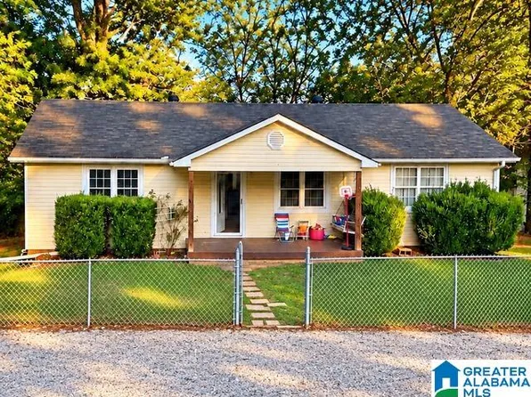 297 Strickland Dr, Woodstock, AL 35188