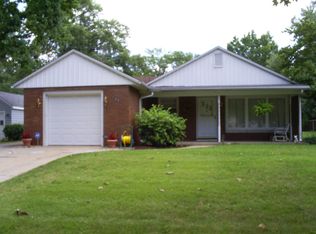 120 S 25th St, Terre Haute, IN 47803