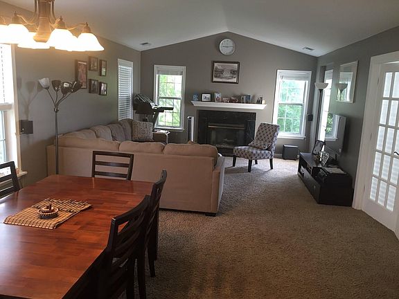 5th image of 287 Green Knoll Lane #287