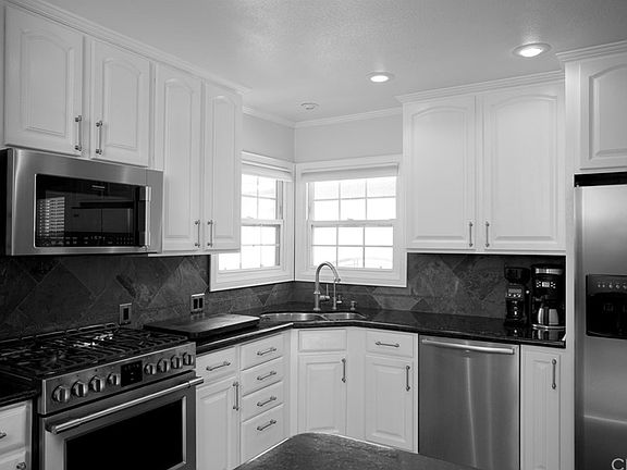 2nd image of 4737 Adenmoor Ave