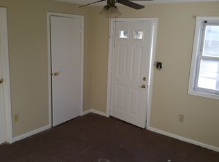 801 Norcross Rd, Lindenwold, NJ 08021