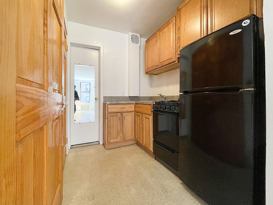 1st image of 239 E 80th St APT 2b