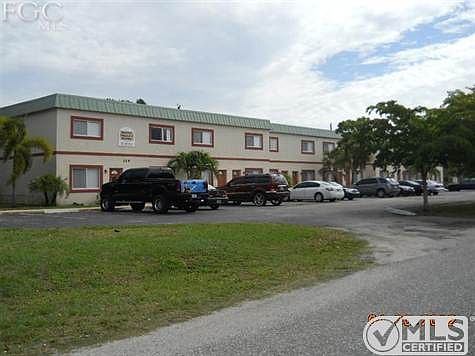 1st image of 329 E Alverdez Ave