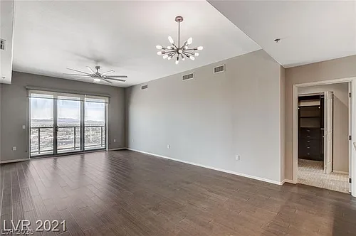 8255 Las Vegas Blvd S Photo 1