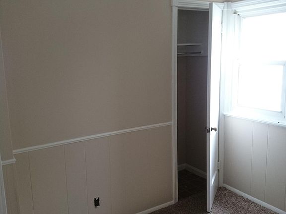 4th image of 23325 Roger Dr