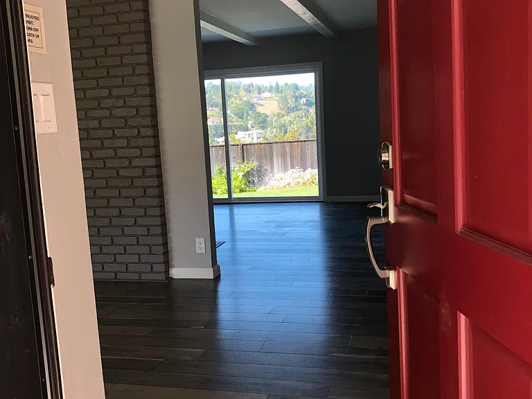1342 Rainbow Dr — Photo 4