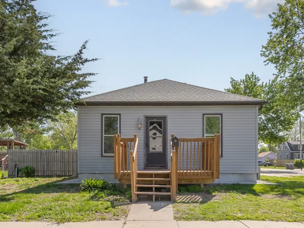 2329 S 8th St, Council Bluffs, IA 51501