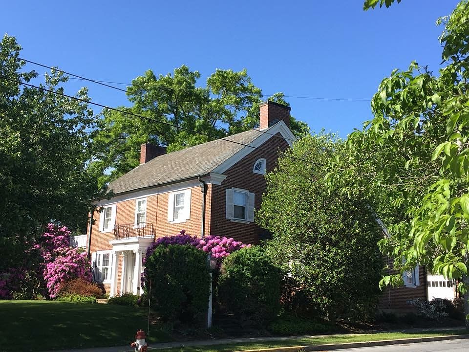 2nd image of 604 S Broad St