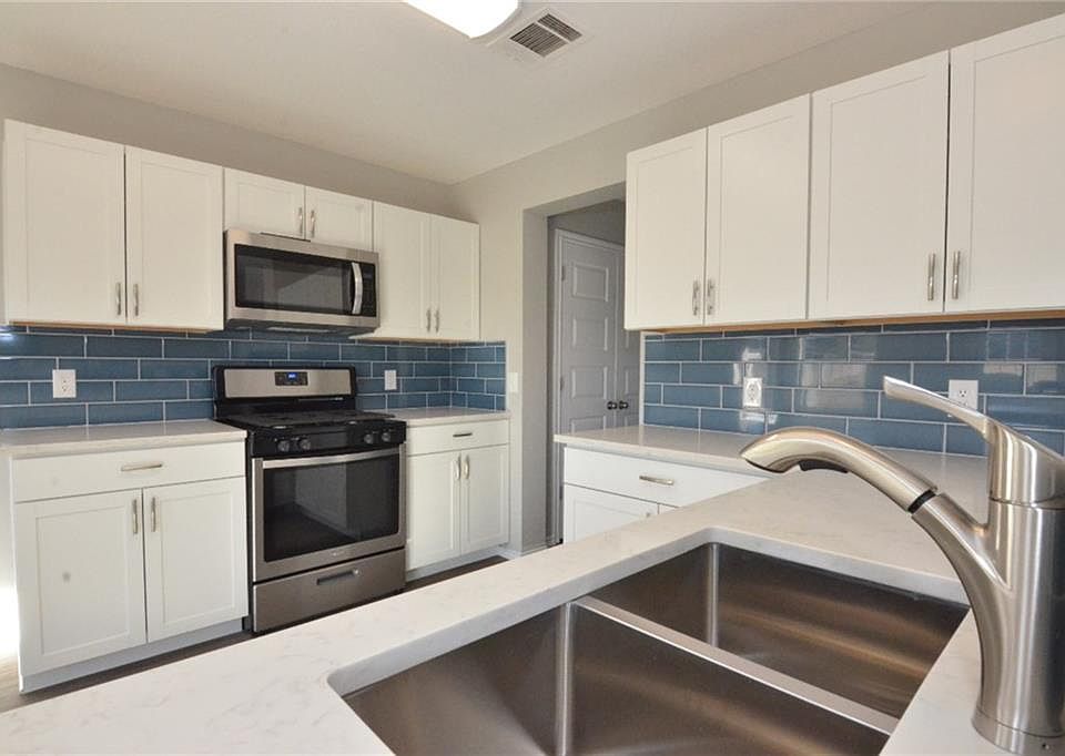 1st image of 316 Indian Paintbrush Dr