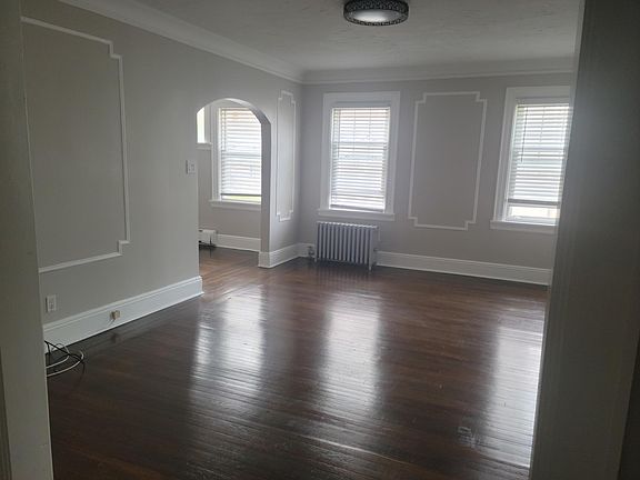 2nd image of 47 Longview St Floor 1