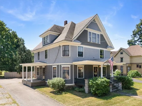 3980 Ridge Rd, Williamson, NY 14589