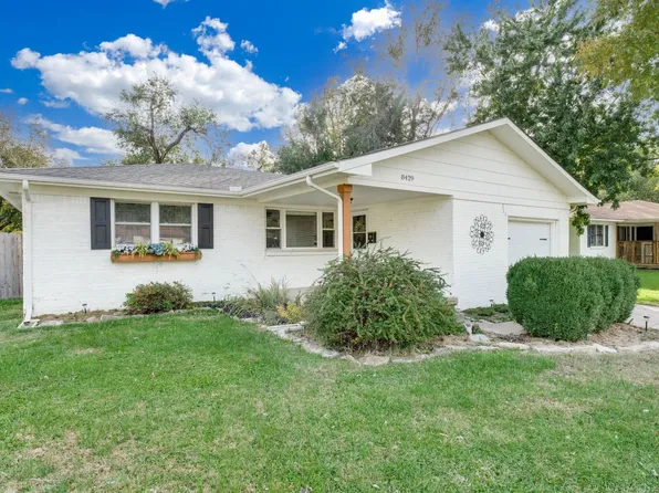 8429 W Hickory Ln, Wichita, KS 67212