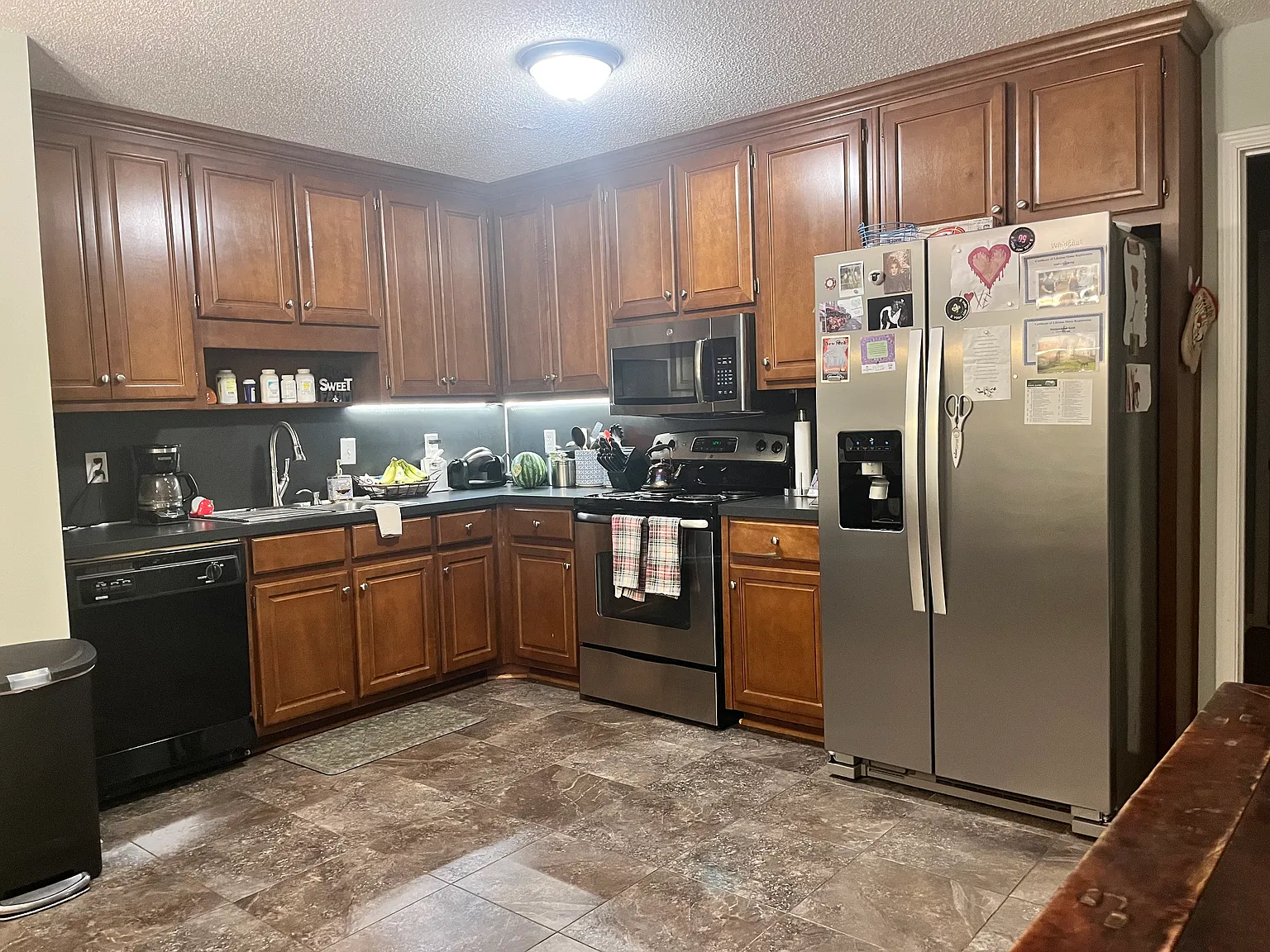 4 bed, 1850 sqft, $1,150 — Photo 2