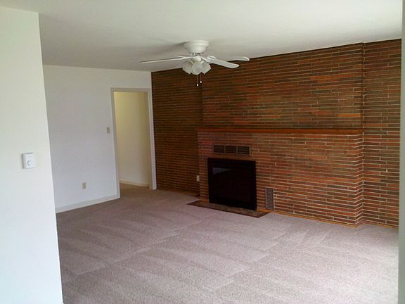4th image of 329A McLeod Ave