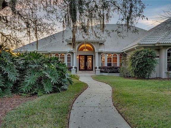 2nd image of 6124 Cheshire Ln