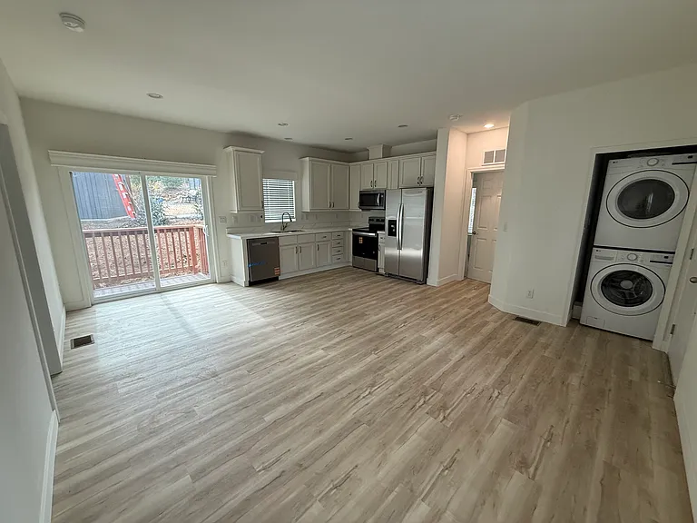 542 Sunset Dr — Photo 6