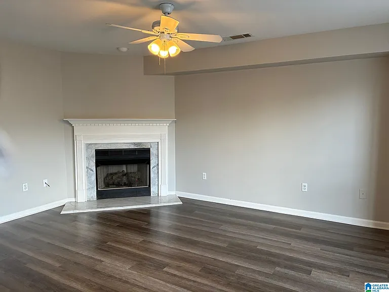 329 Rocky Ridge Cir — Photo 2