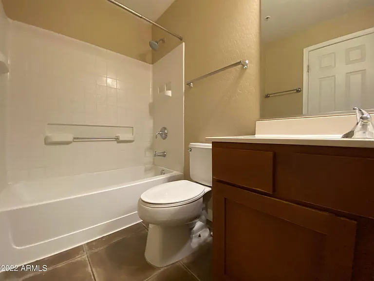 615 E Portland St #225 — Photo 14