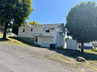 216 NW Cole Ave, Wilbur, WA 99185