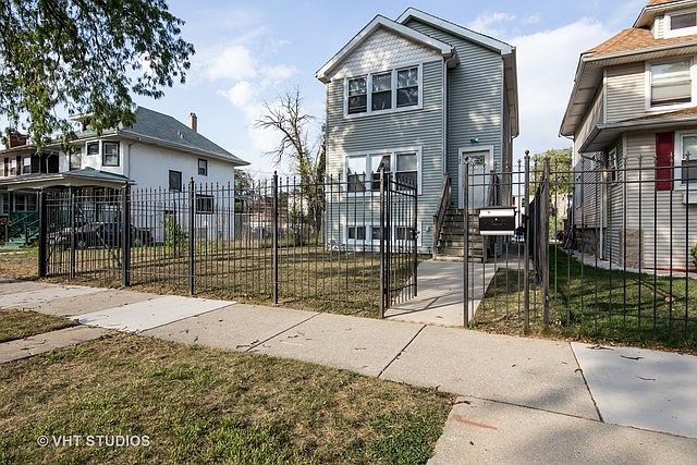 1st image of 142 N Lorel Ave