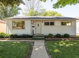 5271 N 83rd St, Milwaukee, WI 53218