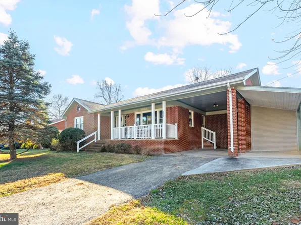 513 Gentry Dr, Gordonsville, VA 22942