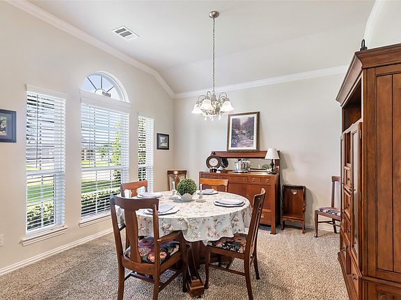 5th image of 10019 Pine Valley Ct
