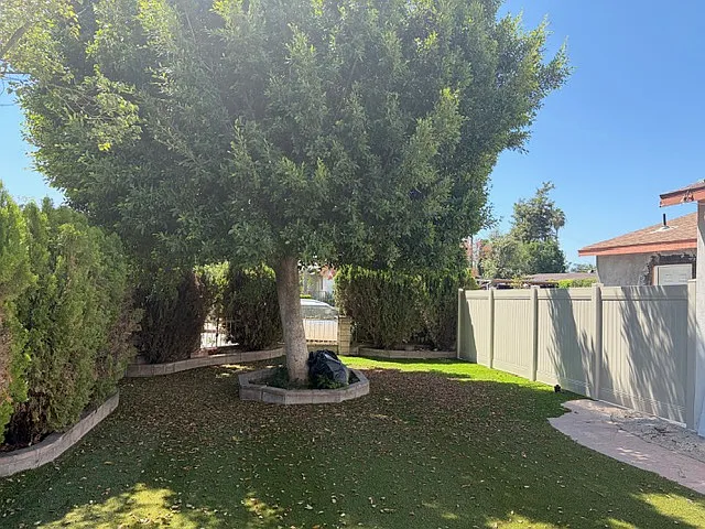 3 bed, 1200 sqft, $4,200 — Photo 4