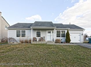 1044 Center St, Little Egg Harbor, NJ