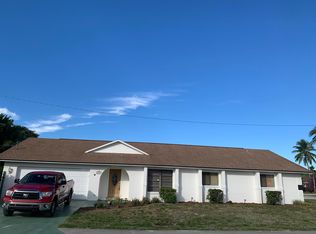 596 107th Ave N, Naples, FL 34108