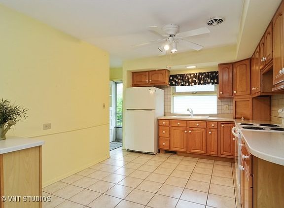 4th image of 818 N Dryden Ave