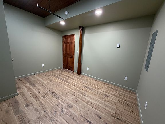 4th image of 12 Church Rd #1