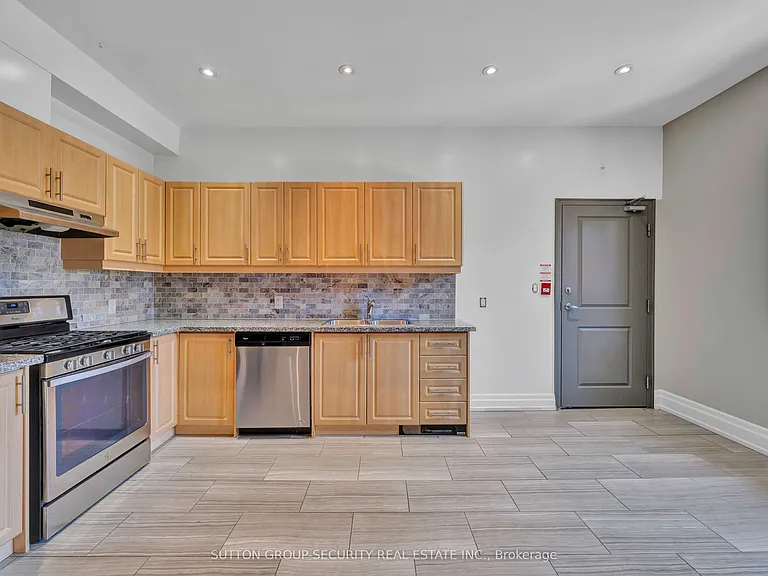 62 Lippincott St #3 — Photo 8
