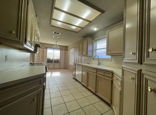 5725 85th St, Lubbock, TX 79424