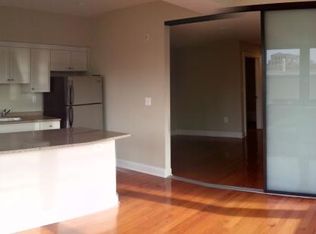 127 N 4th St #407, Philadelphia, PA 19106