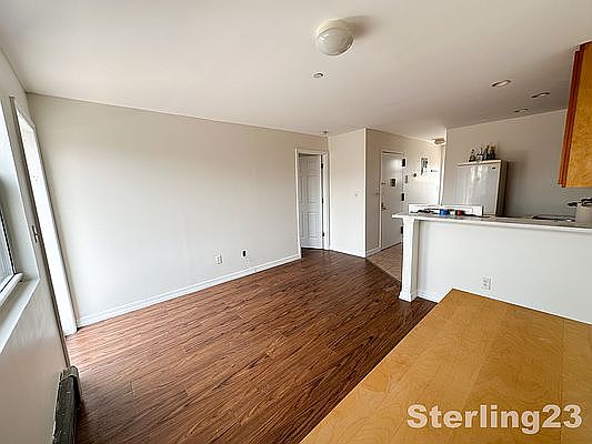 4th image of 30-37 30th St