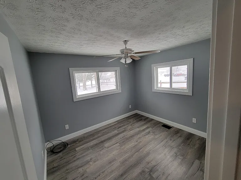 1946 Rocklyn Dr — Photo 12