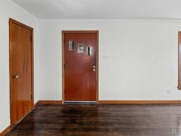 4th image of 231 Parkway Dr