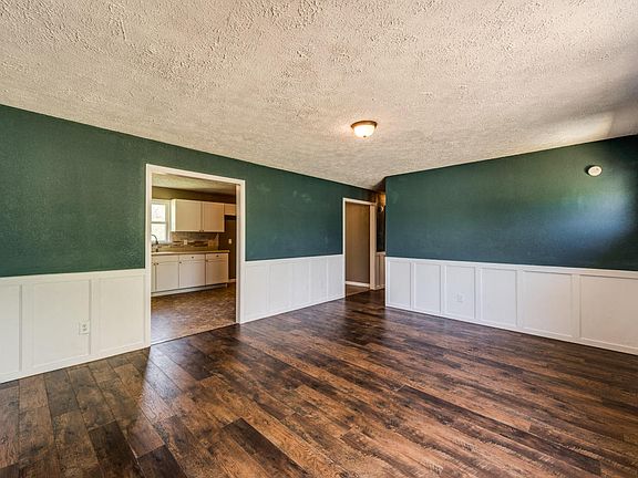 4th image of 230 Ivanhoe Ln